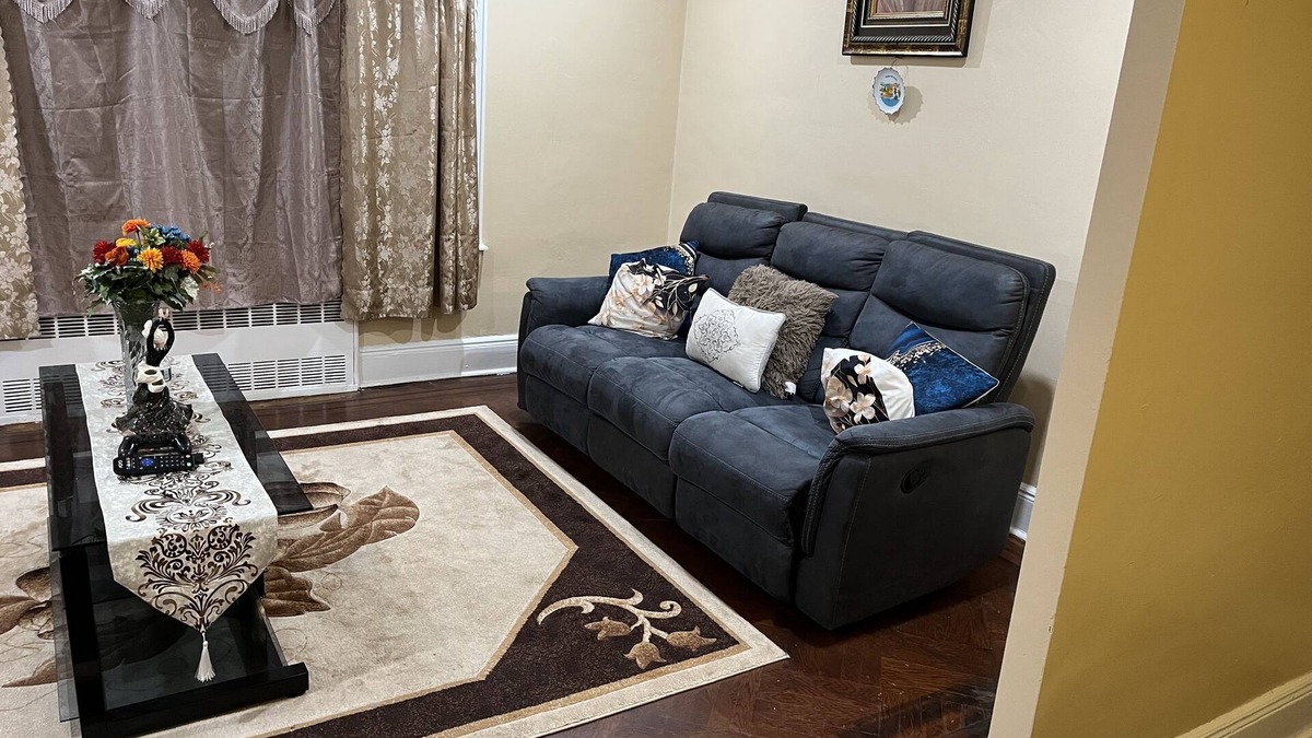 Flatlands House | Two beautiful bedrooms in the heart of old mi basin