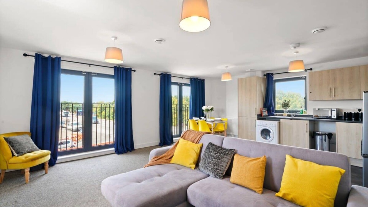 George Green Apartment | Two Bed Heathrow Apartment