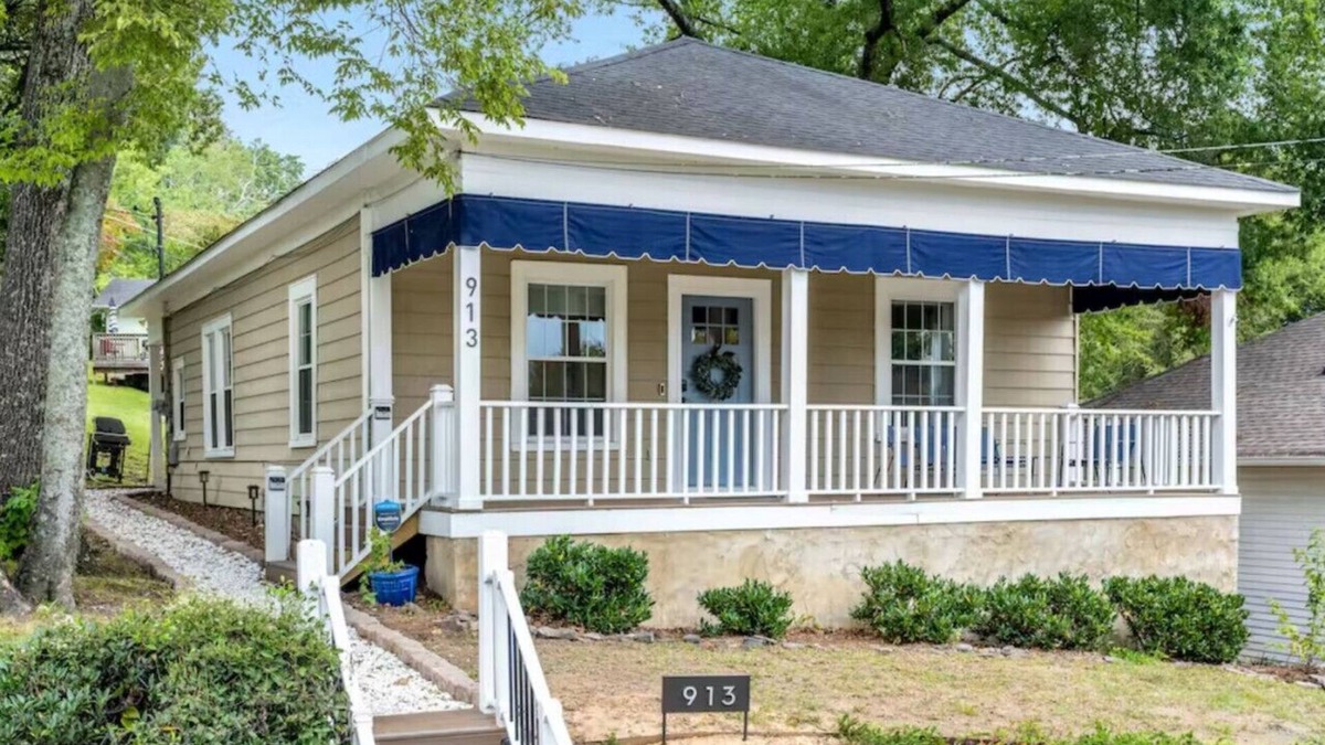 North Chattanooga House | Two Bed Two Bath Chatta Charmer