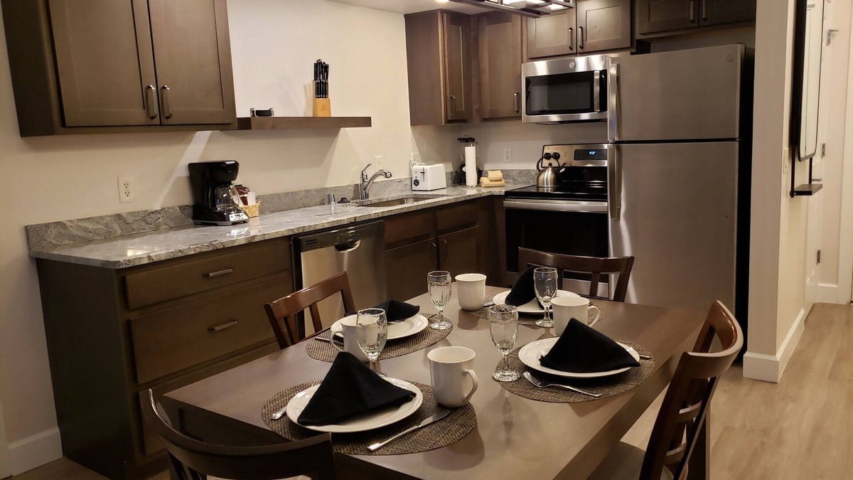 Lake Geneva Villa | Two Bedoom Lockoff Villa at Lake Geneva's GRAND Resort