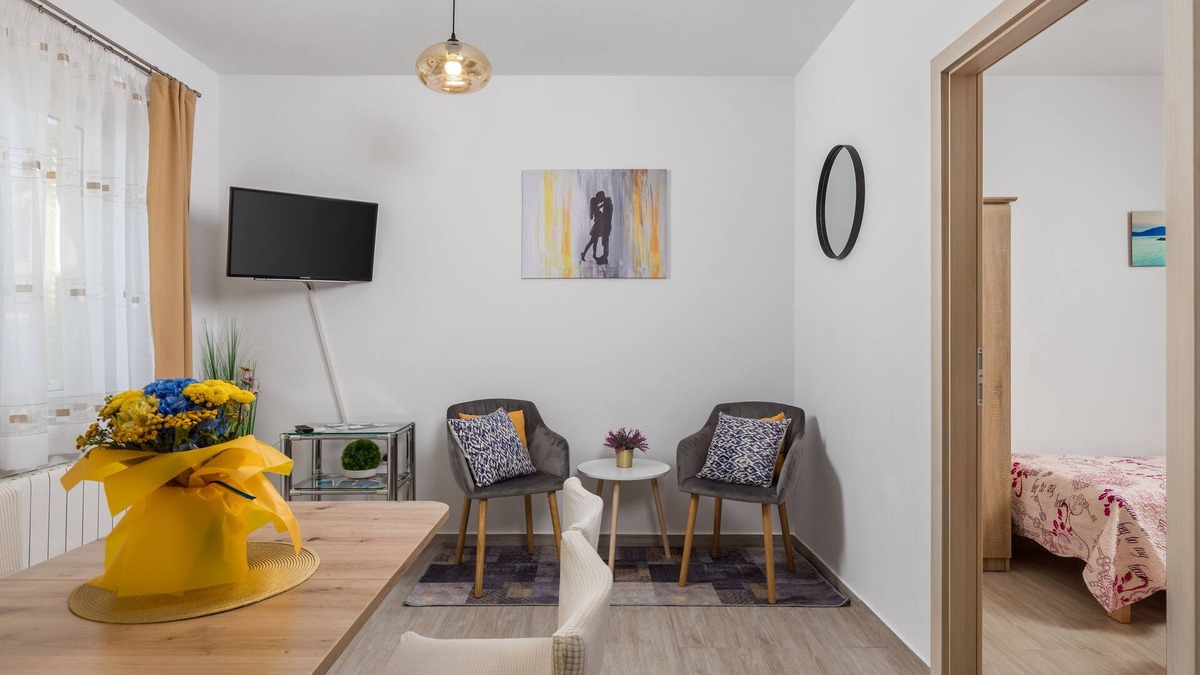 Kraljevica Apartment | Two bedroom apartment with terrace and sea view Kraljevica (A-17589-c)