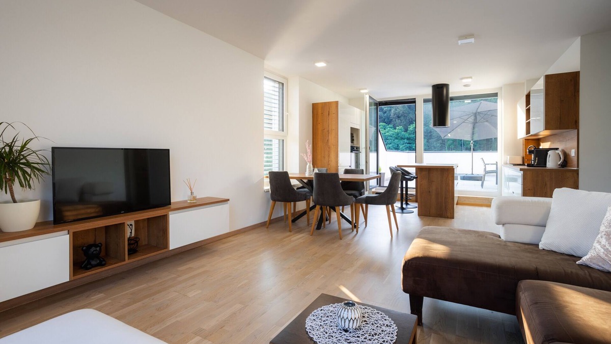 Podcetrtek Apartment | Two Bedroom Apartment with Terrace in Podčetrtek