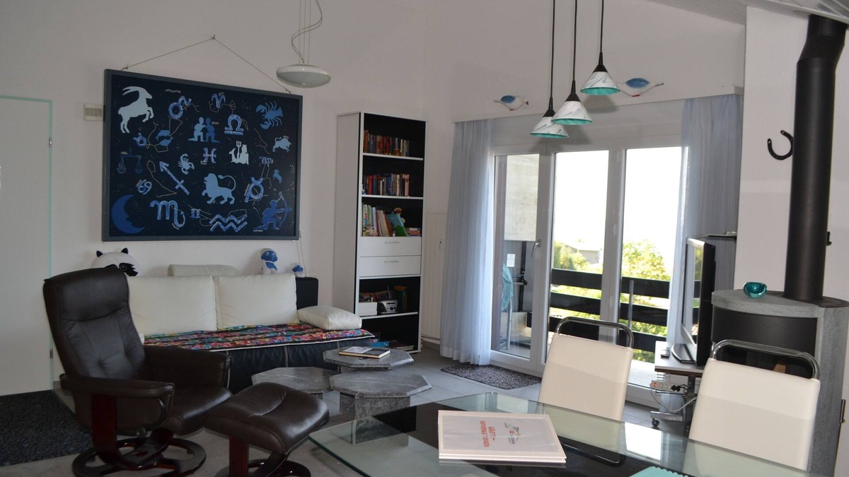 Emmetten Apartment | Two-bedroom Apartment for 4-5 guests with lake and mountain views
