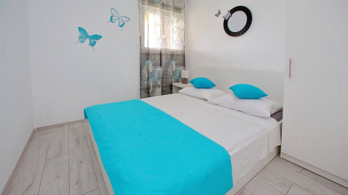 Bibinje Apartment | Two bedroom apartment with terrace Bibinje, Zadar (A-14436-b)