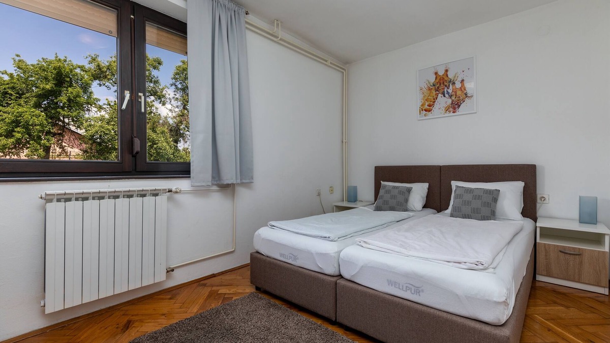 Karlovac Apartment | Two bedroom apartment with terrace Karlovac (A-20989-b)