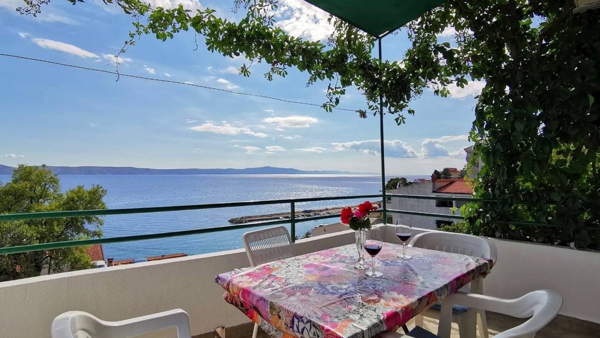 Zivogosce Apartment | Two bedroom apartment with balcony and sea view Živogošće - Porat, Makarska (A-16289-d)
