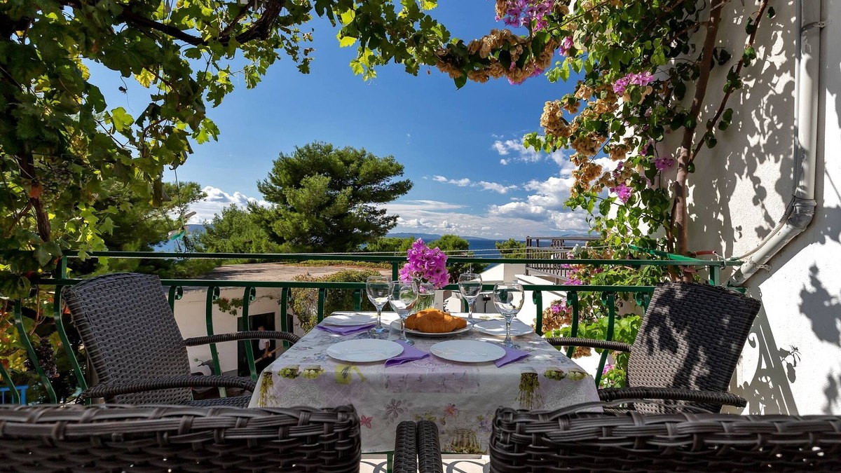 Drasnice Apartment | Two bedroom apartment with balcony and sea view Drašnice, Makarska (A-22698-a)