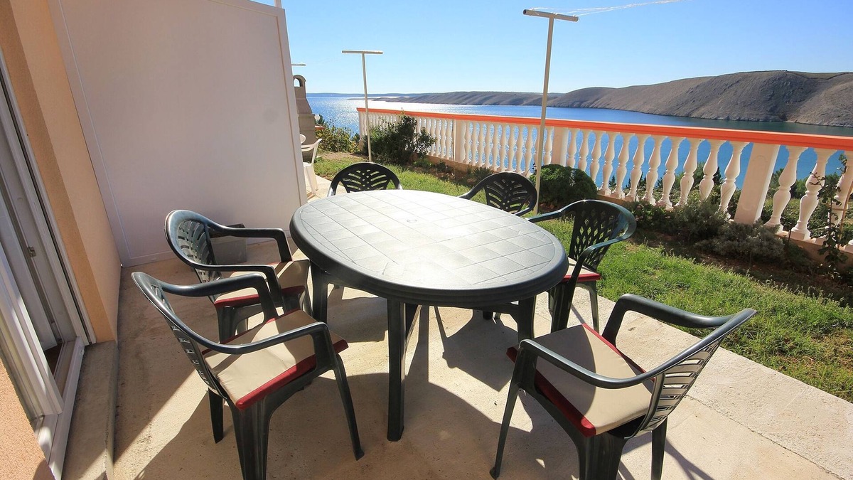 Vlasici Apartment | Two bedroom apartment with terrace and sea view Vlašići, Pag (A-9324-a)