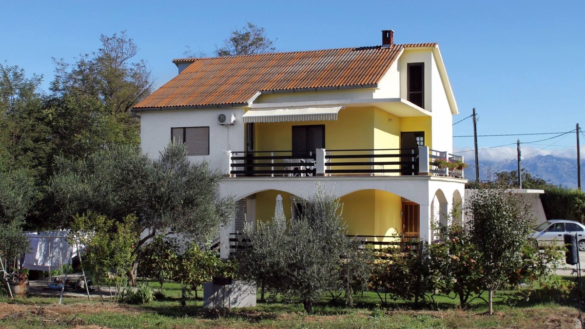 Privlaka Apartment | Two bedroom apartment with balcony Privlaka, Zadar (A-667-c)