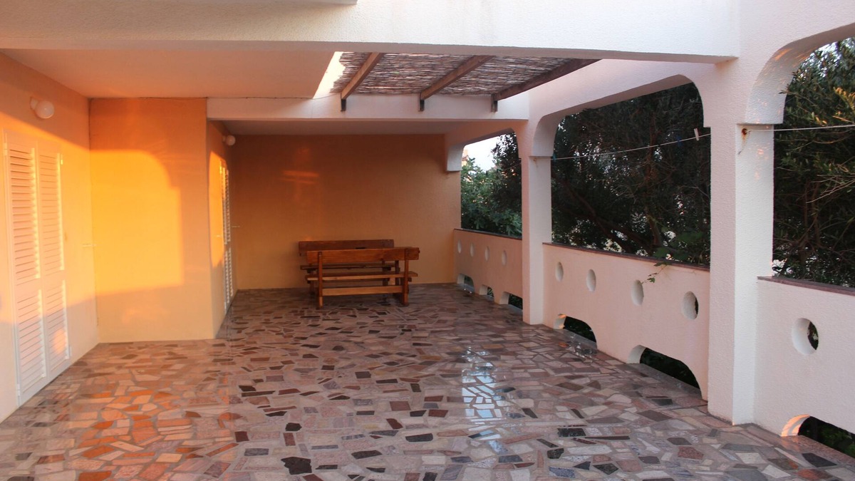 Kustici Apartment | Two bedroom apartment with terrace and sea view Kustići, Pag (A-6287-e)