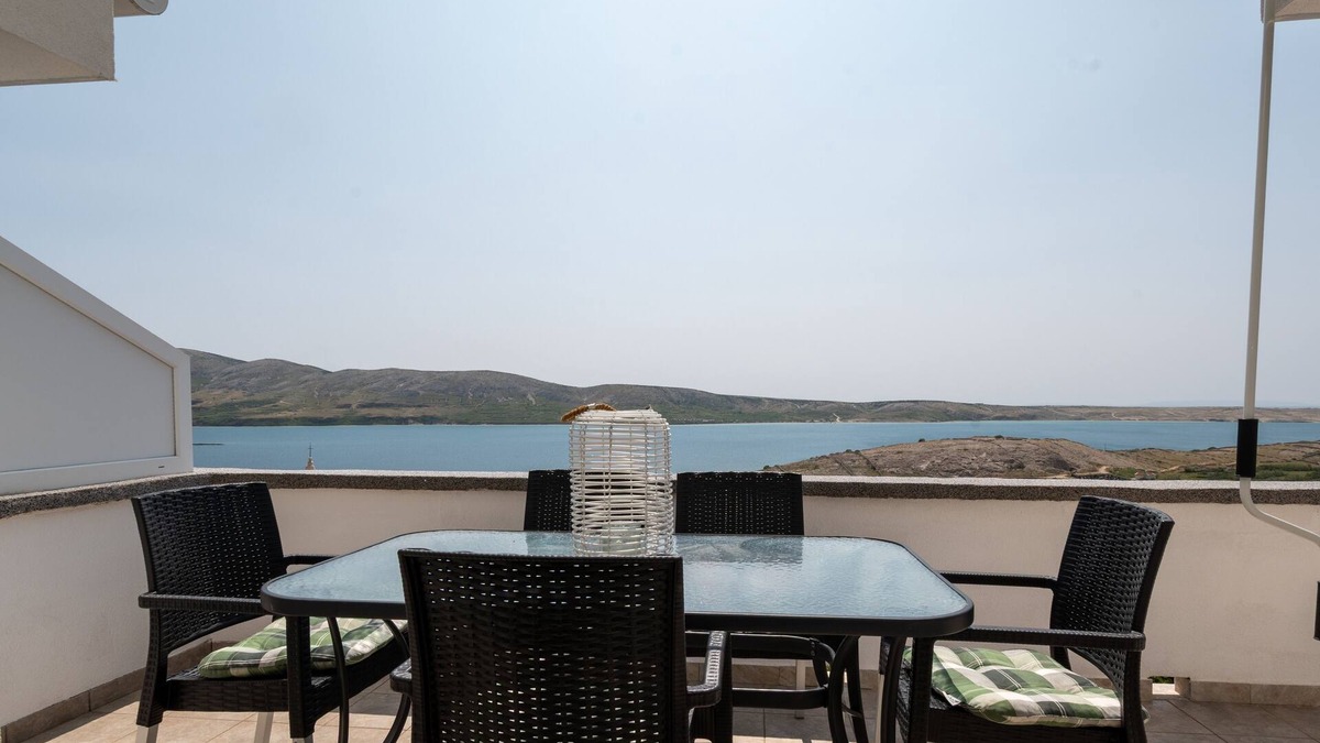 Zubovici Apartment | Two bedroom apartment with terrace and sea view Zubovići, Pag (A-9365-b)