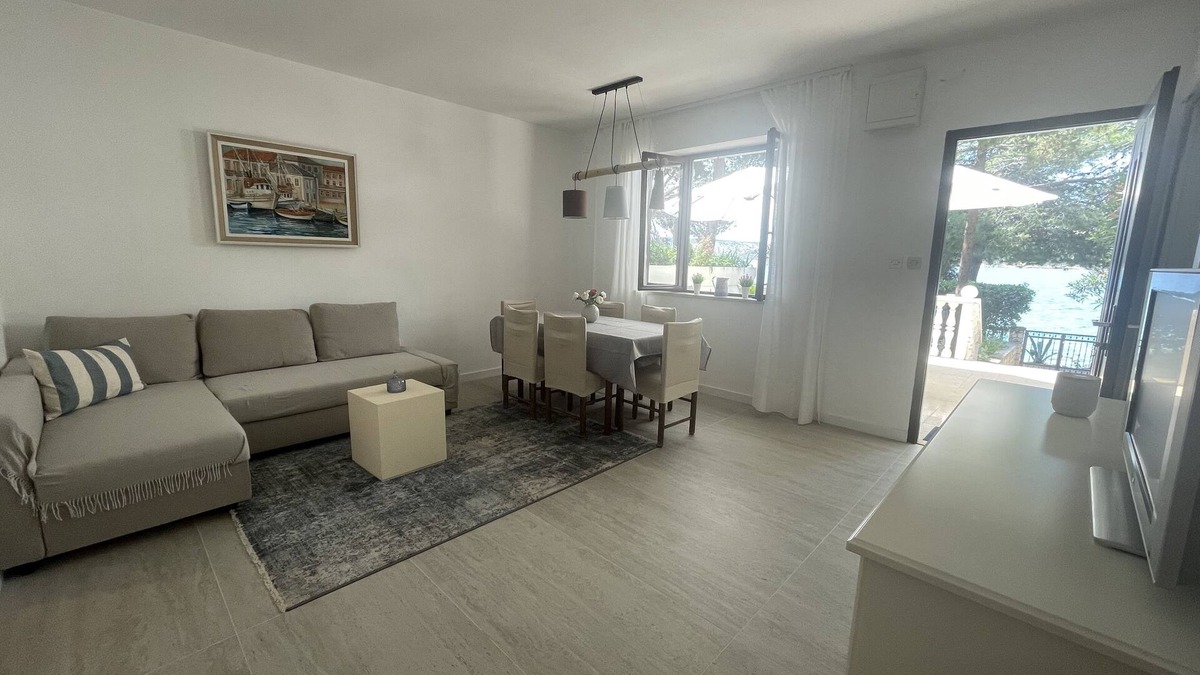 Stara Novalja Apartment | Two bedroom apartment near beach Stara Novalja, Pag (A-4143-a)