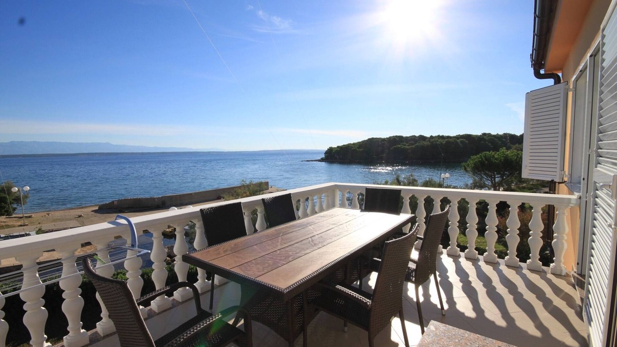 Batalaza Apartment | Two bedroom apartment near beach Ugljan (A-829-c)