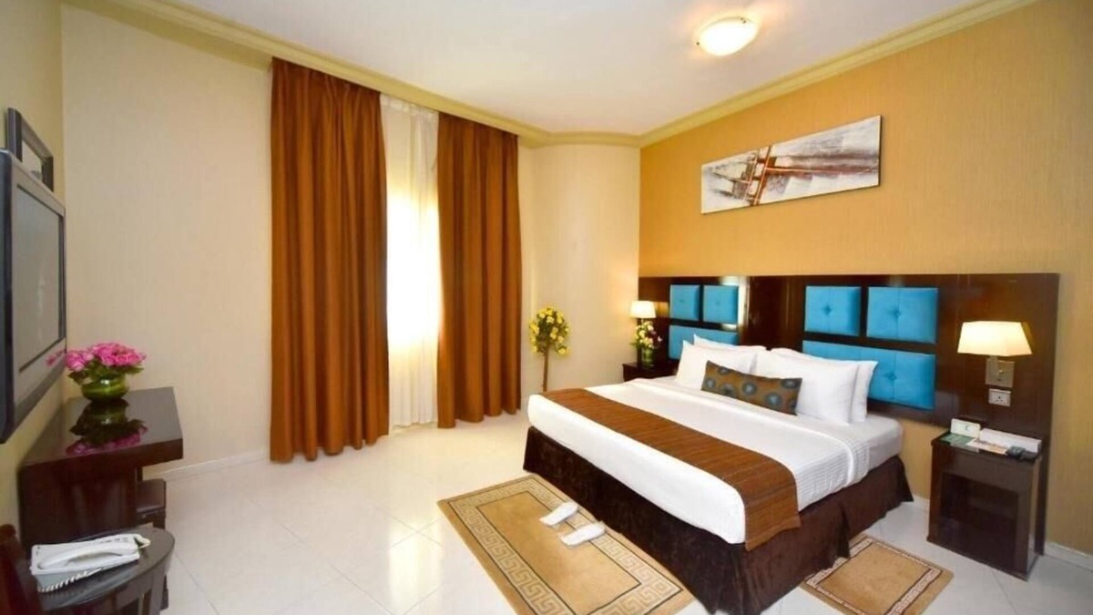 Al Nahda 2 Hotel | Two Bedroom Apartment Near NMC Sociality Hospital