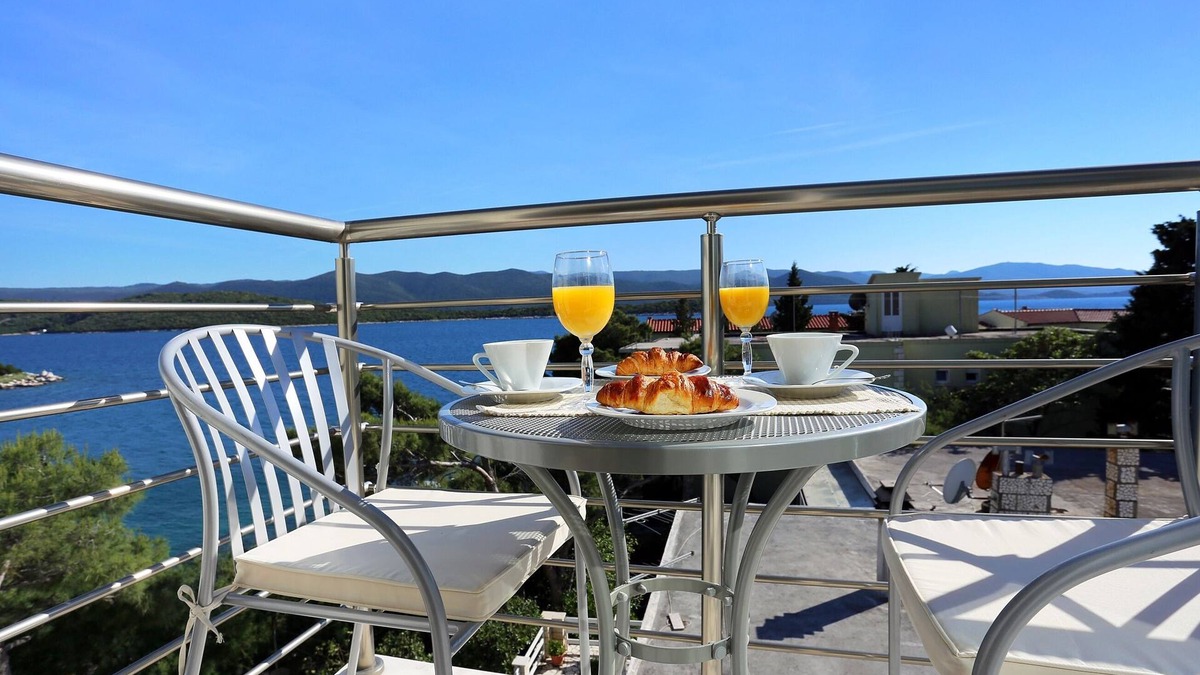 Klek Apartment | Two bedroom apartment near beach Klek, Neretva Delta - Ušće Neretve (A-10031-f)