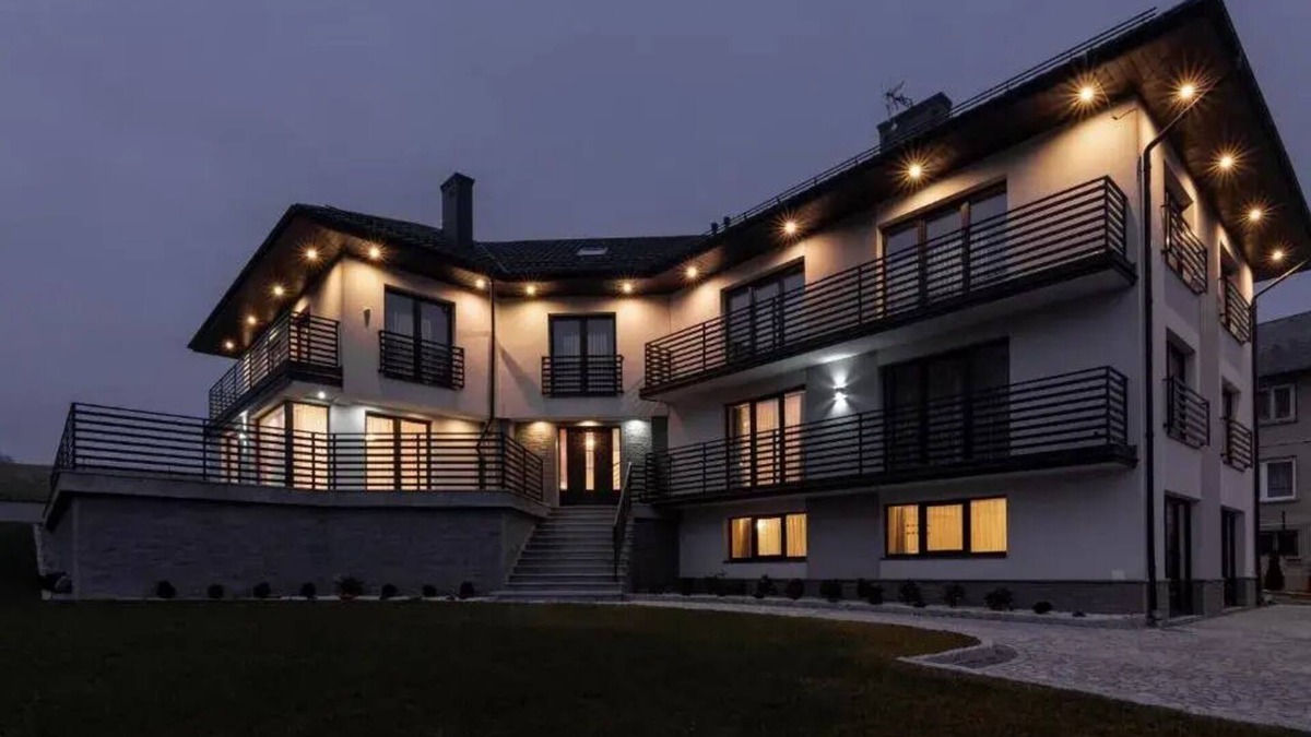 Mizerna Apartment | Two-Bedroom Apartment