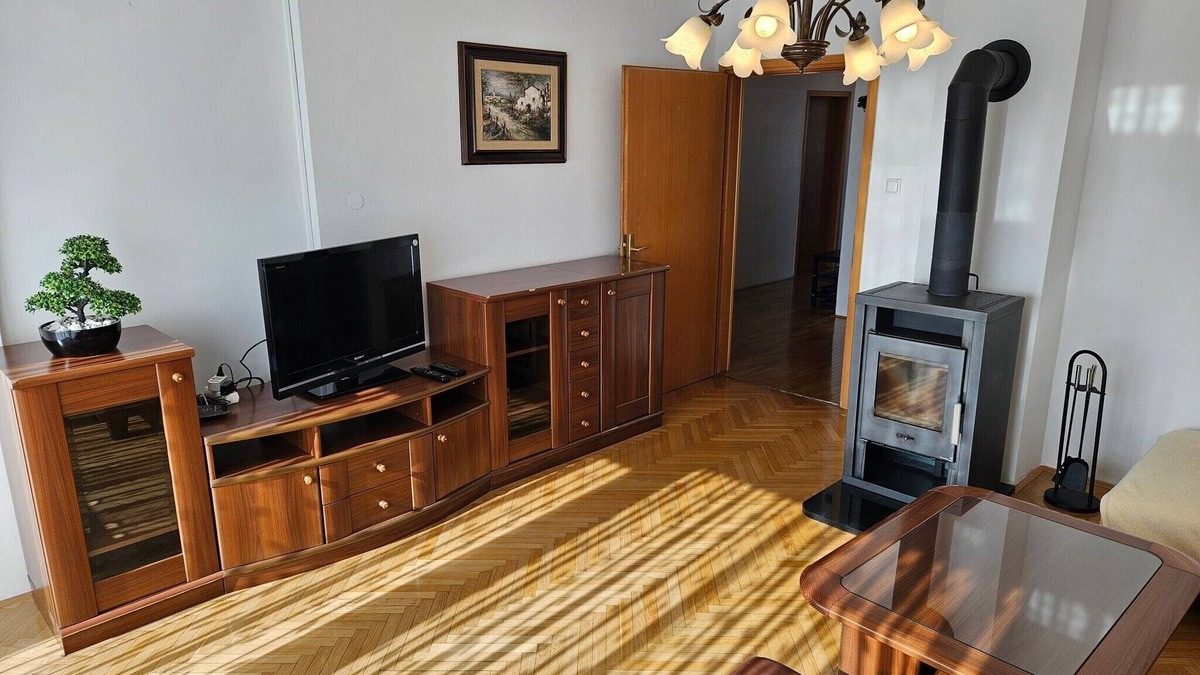 Preddvor Apartment | Two Bedroom Apartment Josipina with balcony&garden