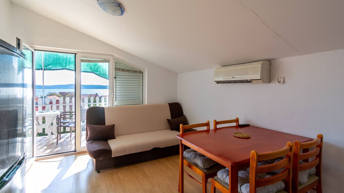Bibinje Apartment | Two bedroom apartment with terrace and sea view Bibinje, Zadar (A-14773-b)