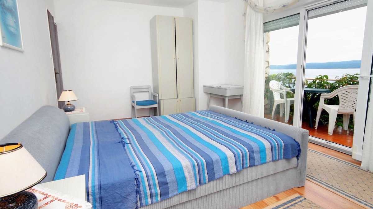 Klanfari Apartment | Two bedroom apartment with balcony and sea view Dramalj, Crikvenica (A-5519-a)