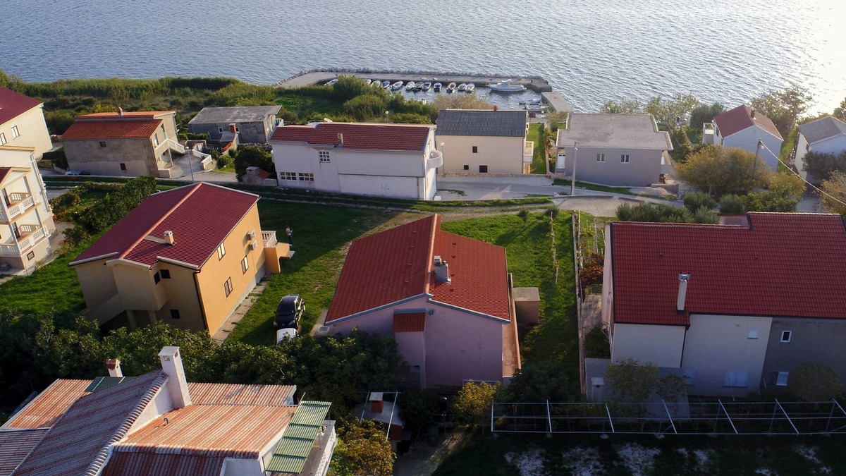 Rtina Apartment | Two bedroom apartment with terrace and sea view Rtina - Miletići, Zadar (A-11548-a)