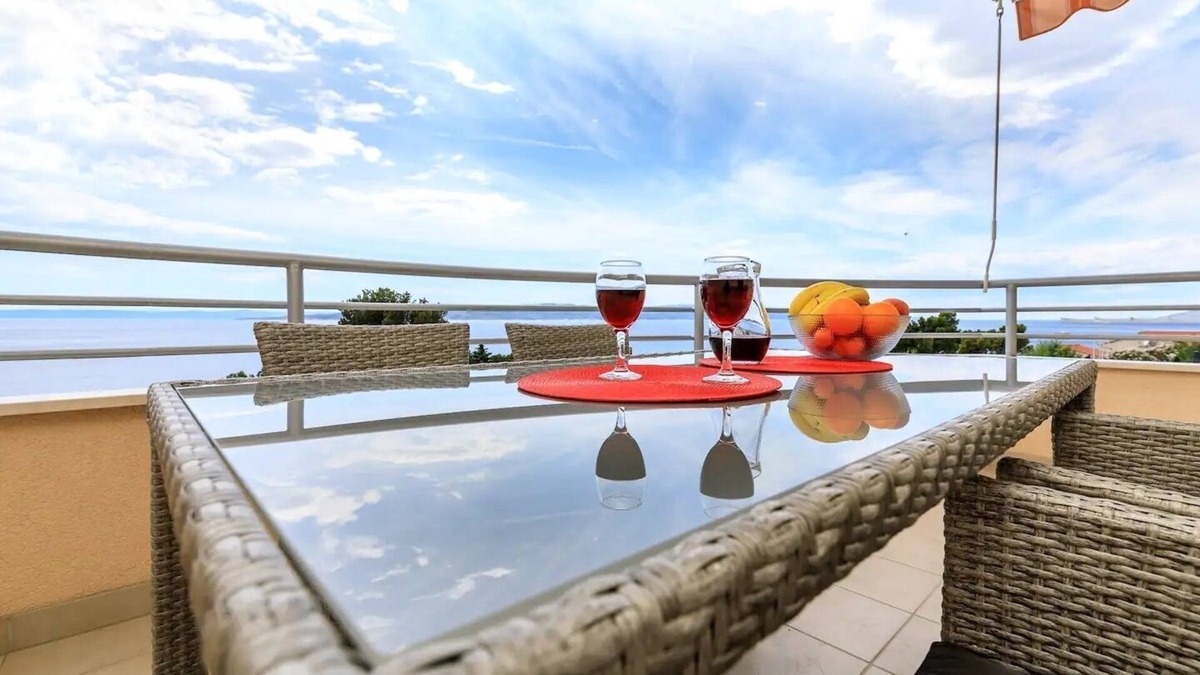 Brela Apartment | Two bedroom apartment with terrace and sea view Brela, Makarska (A-19998-a)