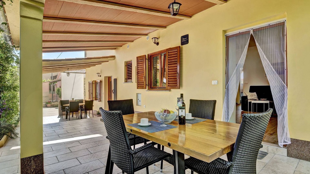Valbandon Apartment | Two bedroom apartment with terrace Fažana (A-7207-a)