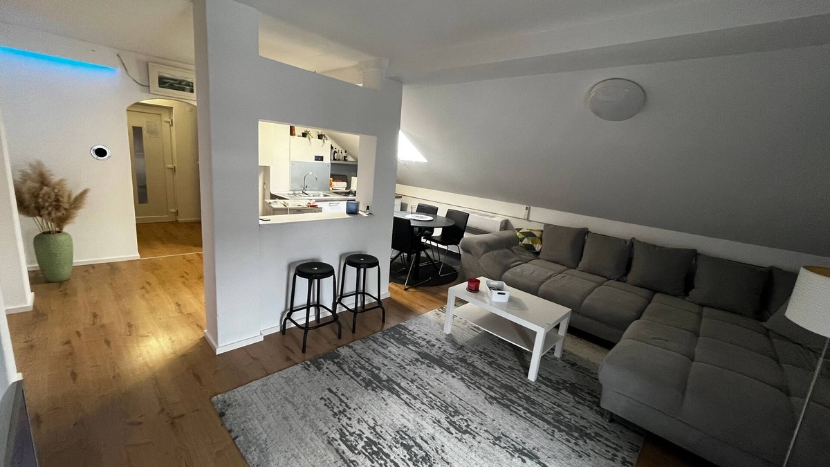 Sisak Apartment | Two bedroom apartment with terrace Sisak, Moslavina (A-22670-a)