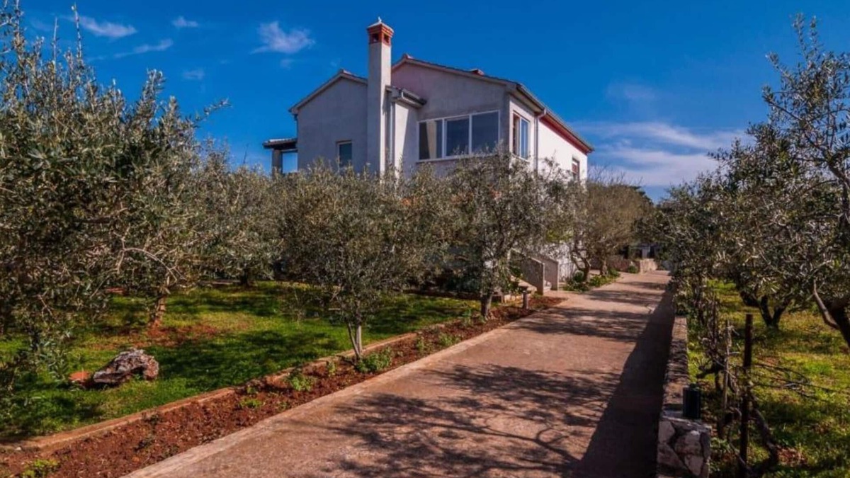 Muline Apartment | Two Bedroom Apartment with Terrace (owner Cvita 3)