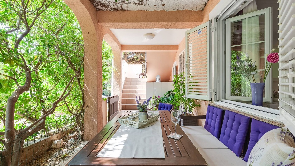 Simuni Apartment | Two bedroom apartment with terrace Šimuni, Pag (A-4083-c)