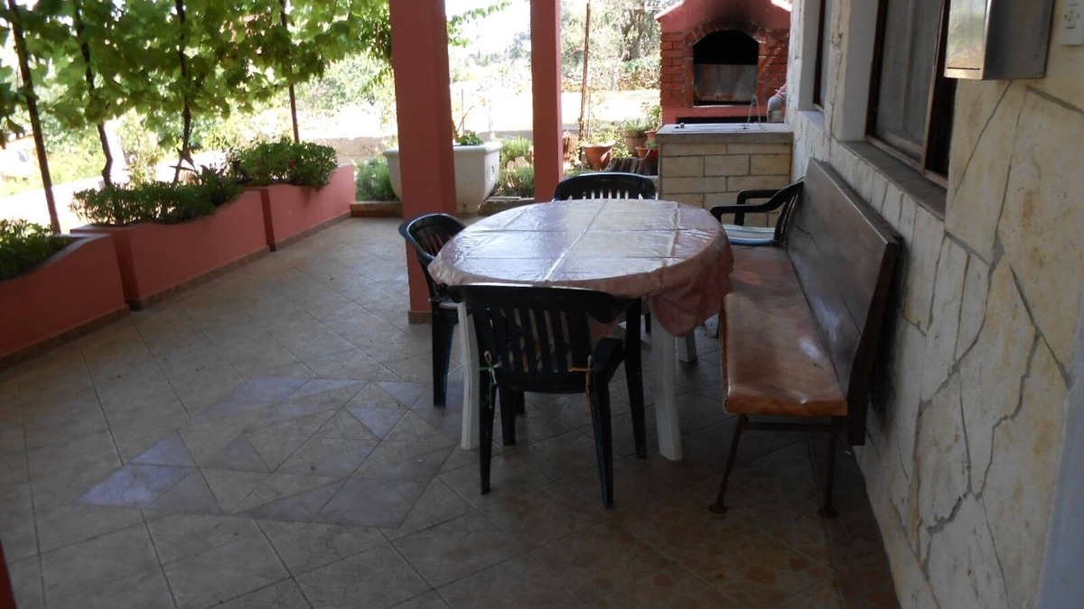 Poljana Apartment | Two bedroom apartment with terrace Poljana, Ugljan (A-8473-d)