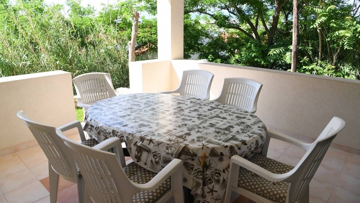 Bosana Apartment | Two bedroom apartment with terrace and sea view Bošana, Pag (A-22692-a)