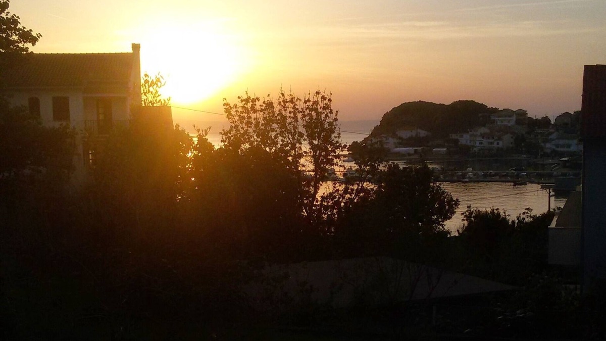 Kampor Apartment | Two bedroom apartment with terrace Kampor, Rab (A-12388-a)