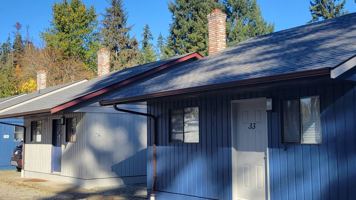 Regional District of Nanaimo Resort | Two Bedroom Cabin B