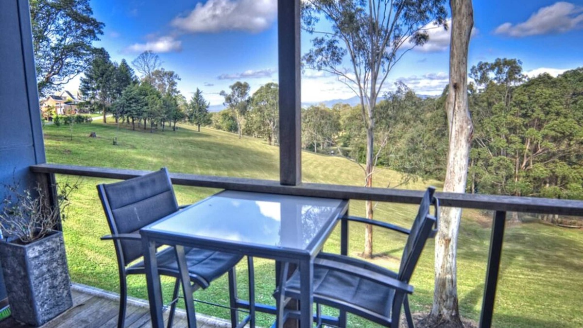 Ocean View House | Two-Bedroom Cabin at The View - Villa