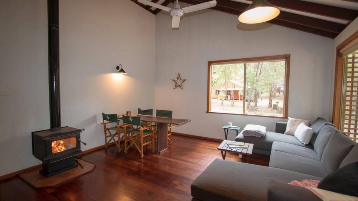 Peerabeelup Cottage | Two Bedroom Cottage - sleeps 6 - Self contained 2 Bedroom Cottage 1 King and 2 Bunks