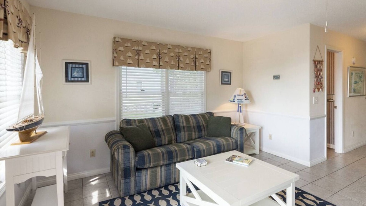 Grand Rivers Condo | Two Bedroom Harbor View Condo