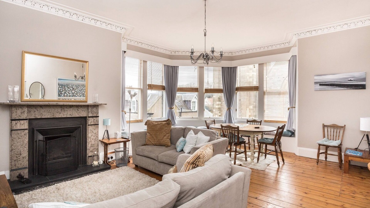North Berwick Apartment | Two-bedroom holiday apartment in the heart of North Berwick