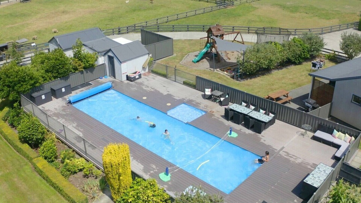 Havelock North Cottage | Two bedroom king Cottage
