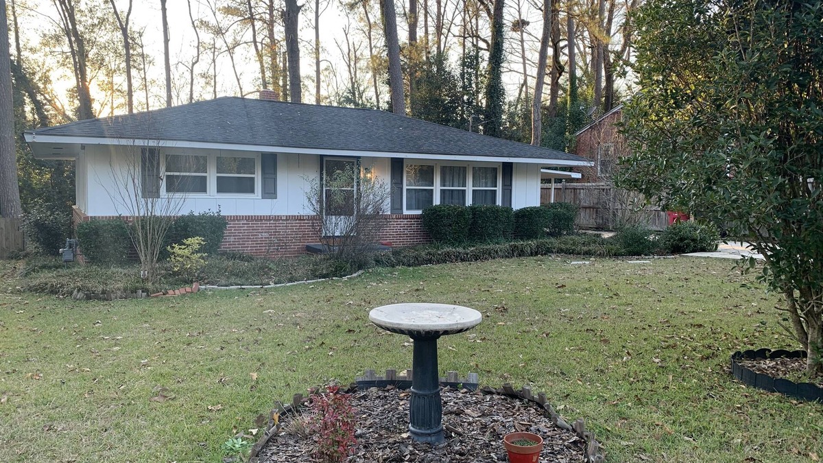 Macon House | Two bedroom Macon Oasis