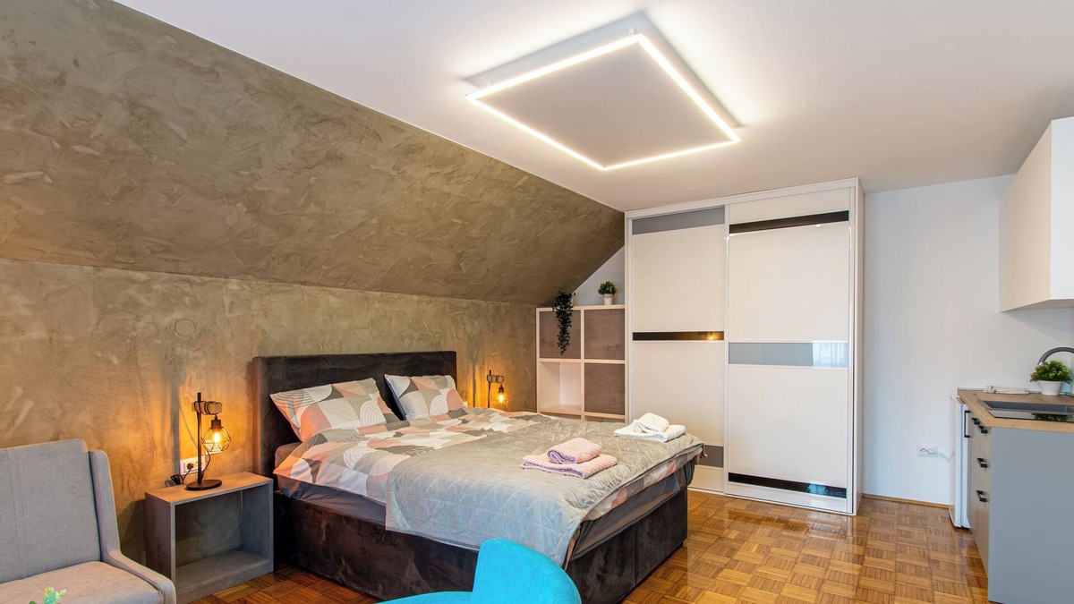 Velika Gorica House | Two bedroom modern apartment near the airport