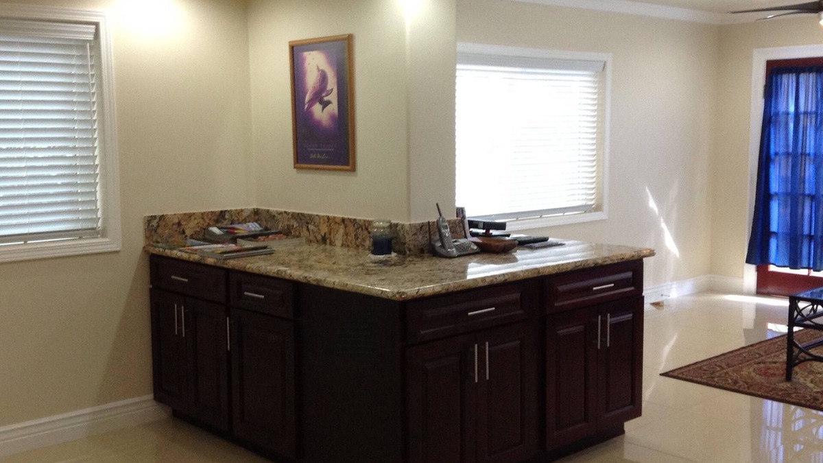Kapolei House | Two bedroom ocean view home locates in the safe gated community of Kumulani.