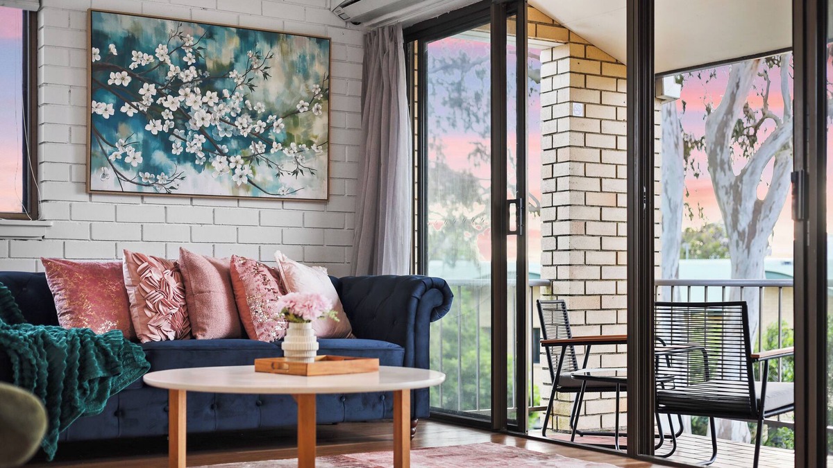 Maroochydore Apartment | Two bedroom river view unit with pool