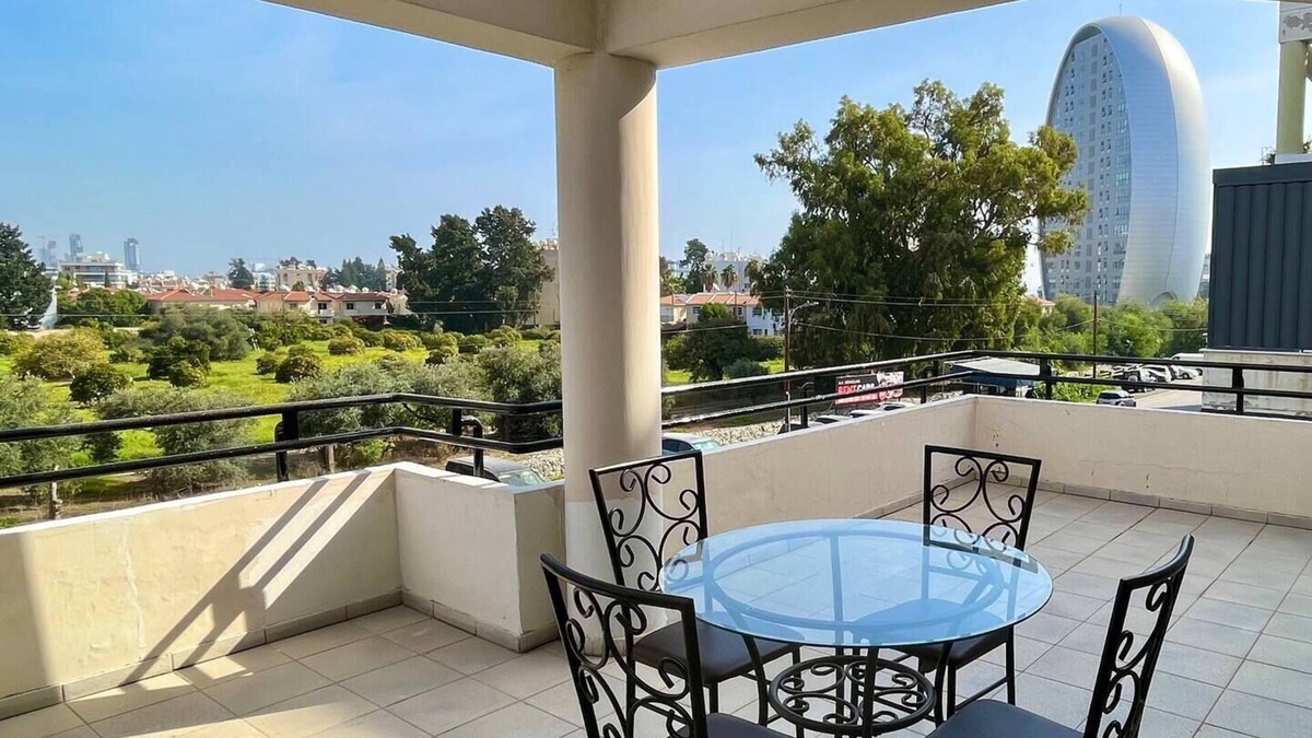 Neapolis Apartment | Two Bedroom Seaside Apartmentnn