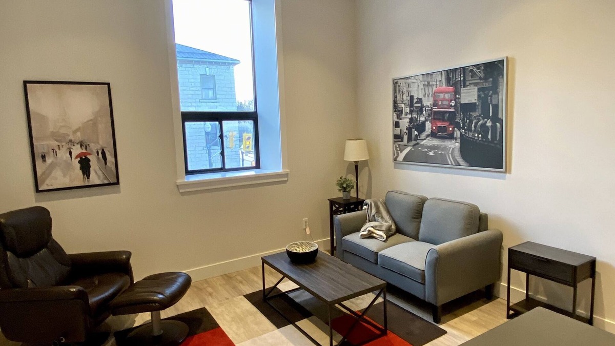 St. Mary's Condo | Two bedroom suite - great for visiting family, weddings, or Stratford Festival