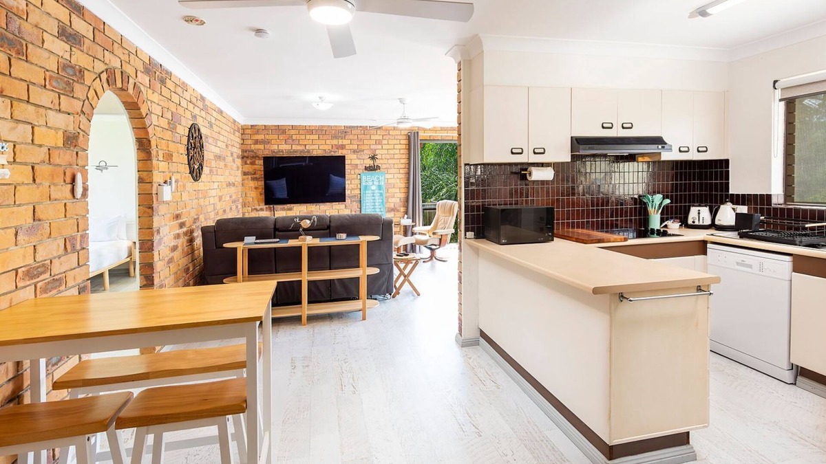 Torquay Apartment | Two Bedroom Torquay Esplanade Escape