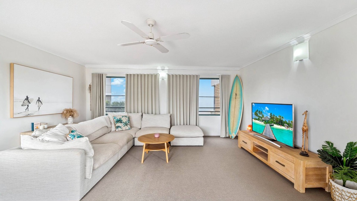 Maroochydore Apartment | Two bedroom unit with river views in Cotton Tree