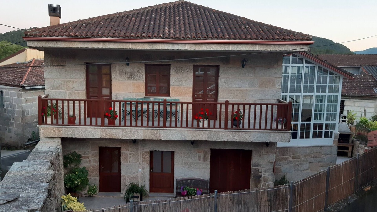 Arnoia Cottage | Two Chaos Rural House | Rural Tourism House in A Arnoia