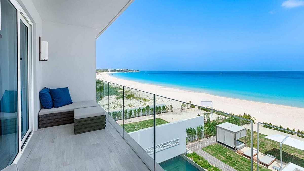 The Valley Villa | TWO ELEGANT AND CHIC VILLAS ON MEADS BAY