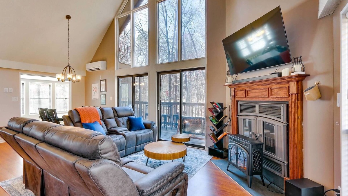 The Woods Cabin | Two King Beds, Cozy Chalet Style Cabin in The Woods Resort, Lvl 1 EV