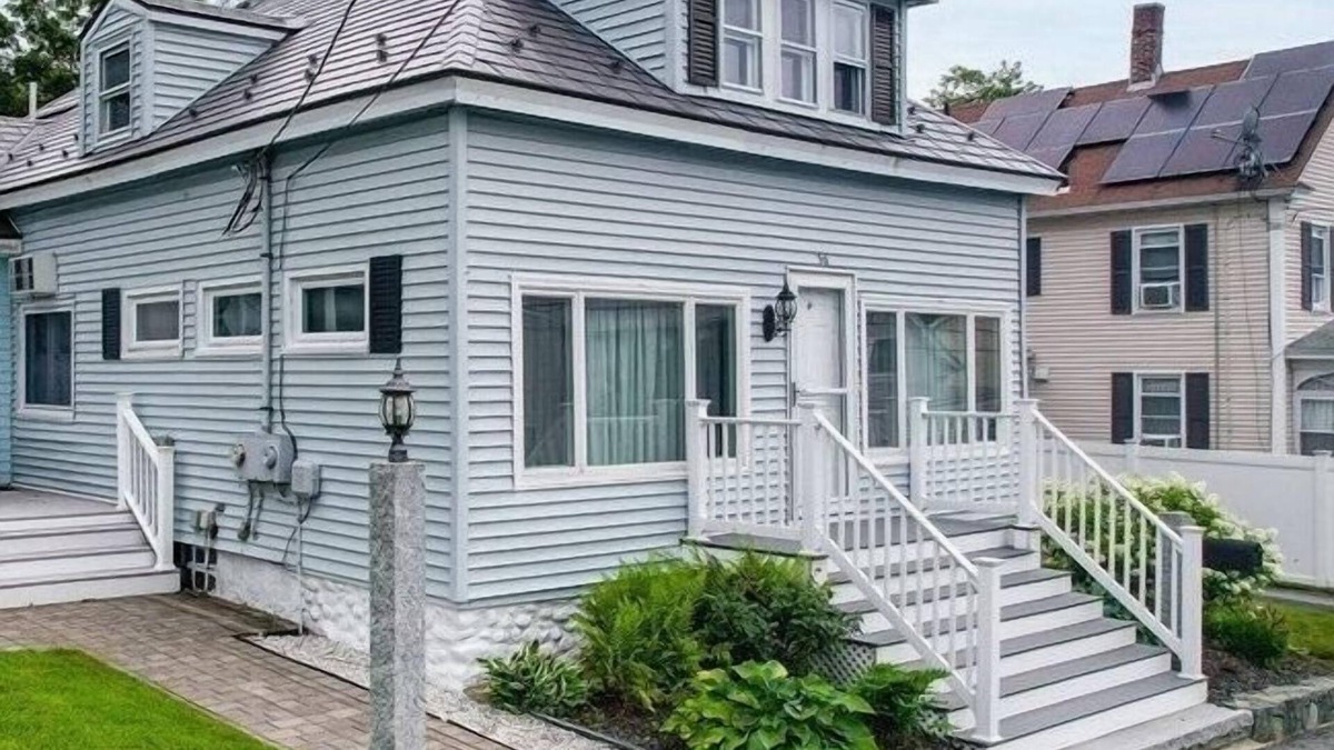 Dracut House | Two large bedroom townhome with in-unit laundry and parking.